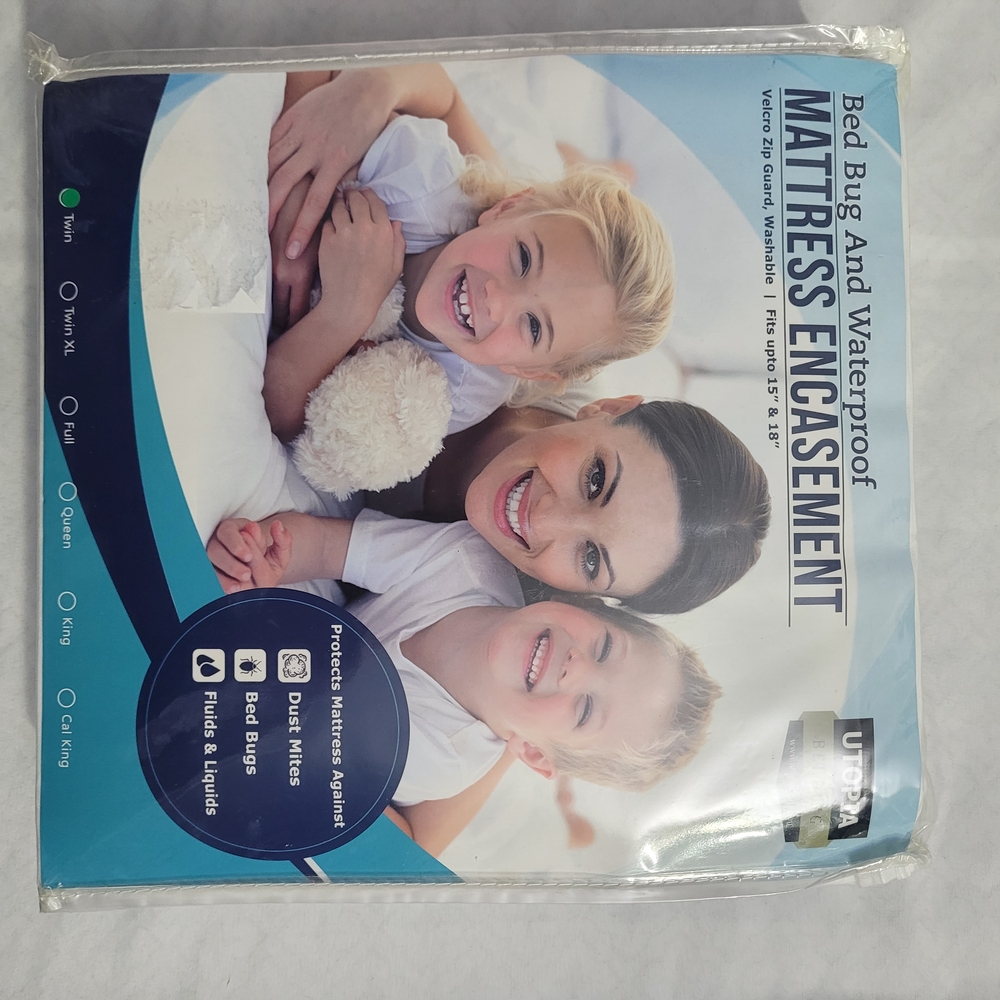 UTopia Bed Bug and Waterproof Mattress Encasement - White